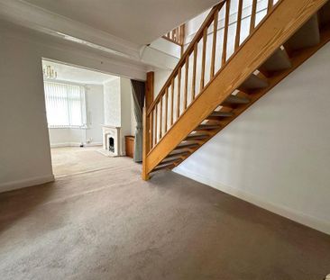 3 bedroom semi-detached house to rent - Photo 6