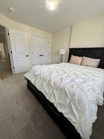 For Lease - 905 Bamford Terrace, Peterborough, Ontario - Photo 5