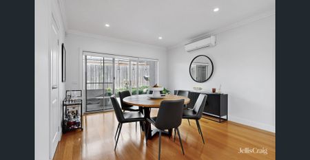 Spacious Living in a Prime Inner-Northwest Location - Photo 2