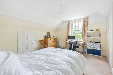 1 Bed Flat, Upper Richmond Road, SW15 - Photo 3