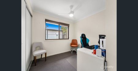 Your Modern Retreat Awaits - McDowall’s Hidden Gem - Photo 3