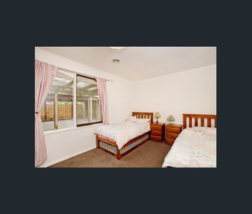 Fully furnished - Walk to the central shops - Photo 5