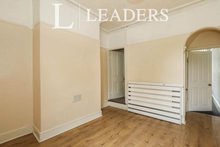 2 bedroom house to rent Vicarage Road, Stoke-on-Trent, ST4 - Photo 2