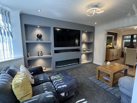 3 bedroom semi-detached house to rent - Photo 4