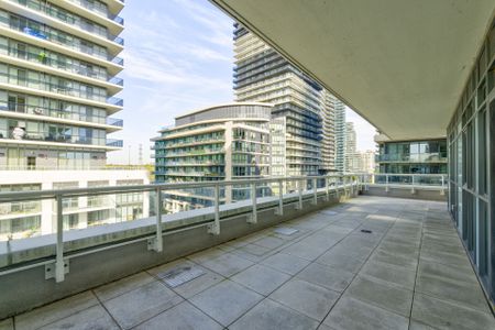 For Lease - 65 Annie Craig Drive Unit# 504, Toronto, Ontario - Photo 5