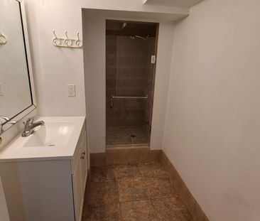 For Lease - 385 Marybay Crescent Unit# bsmt 1#, Richmond Hill, Ontario - Photo 6