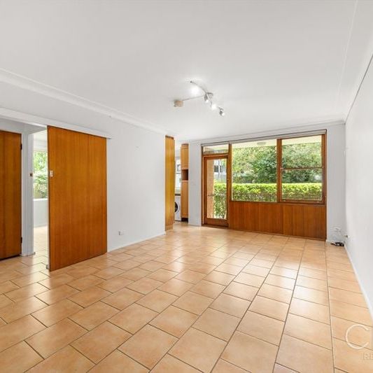 Bright & Convenient Apartment in the Heart of Mosman - Photo 1