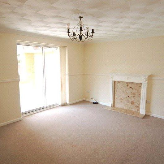 4 bedroom detached house to rent - Photo 1