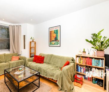 4 bedroom townhouse to rent - Photo 2