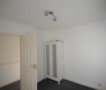 2 bedroom maisonette to rent - Photo 5