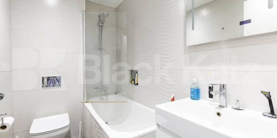 Iverson Road, London, NW6 - Photo 3