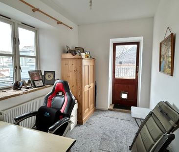 3 bedroom Semi Detached Barn Conversion to rent - Photo 6