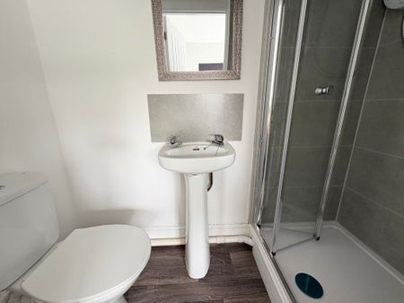 Drummond Road, Bournemouth, Dorset - Photo 3
