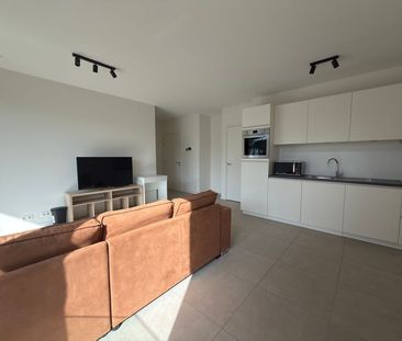 Appartement te huur - Photo 1