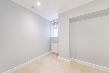 3 bedroom duplex garden apartment, set in the heart of Hampstead. - Photo 3