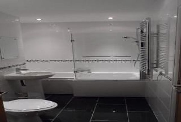 2 Bedroom Apartment To Let - Photo 1