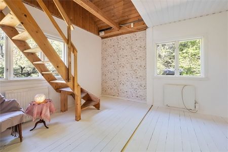 Kärrstigen, Skogås - Photo 2