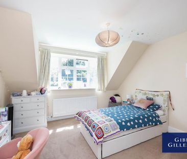 5 bedroom detached house to rent - Photo 2