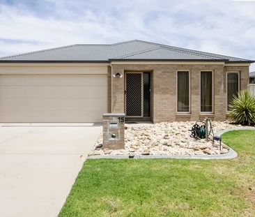 15 Condamine Street, West Wodonga - Photo 3