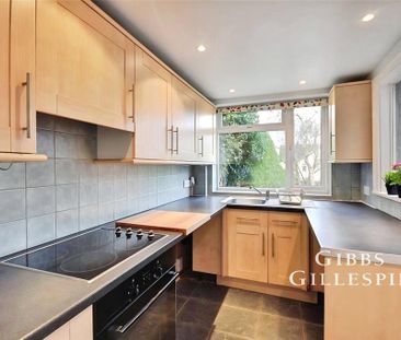 3 bedroom terraced house to rent - Photo 4