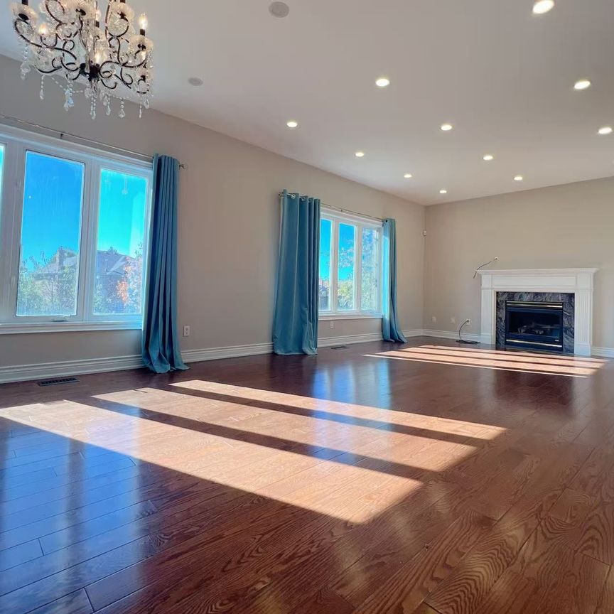 For Lease - 65 Clarendon Drive, Richmond Hill, Ontario - Photo 1