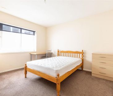 5 bedroom terraced house to rent - Photo 3