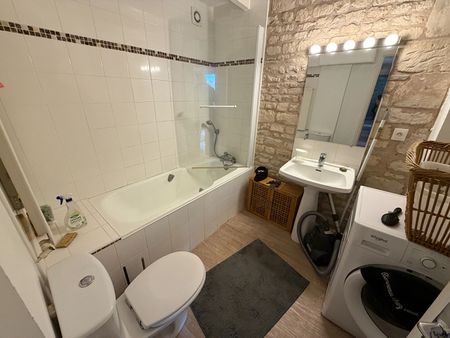 Location Appartement 4 pièces 70m² - Photo 5