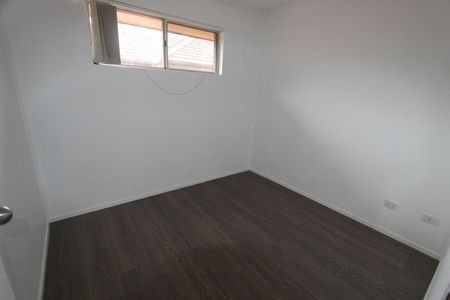 RENOVATED 3 BEDDER! - Photo 4