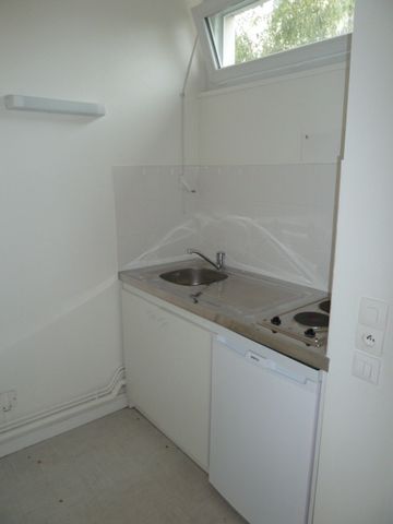 Location Appartement 1 pièce 25m² NANTES 44300 - Photo 2