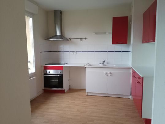 Location Appartement 3 pièces 69m² BUXEROLLES 86180 - Photo 1