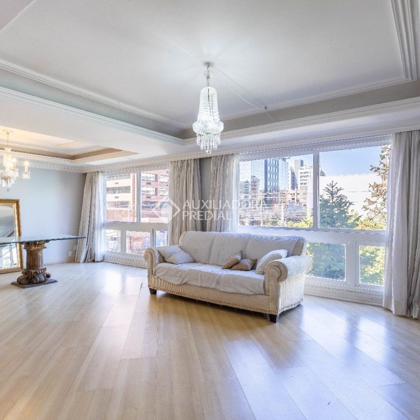 Apartamento com 3 quartos e 224m² para alugar em Mont'Serrat, Porto Alegre. - Foto 1