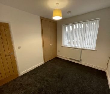 Manor Way, Neath, SA11 - Photo 1