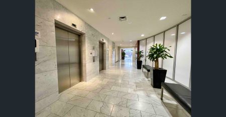 Fully Furnished 1 Bedroom @ CBD - Photo 2