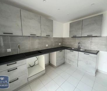 Appartement à louer 5 pièces 104.72m² - Photo 2