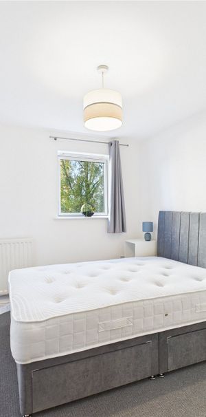 Malcolm Place, Reading Malcolm Place, Reading - Photo 2