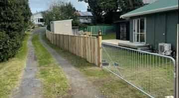 Beach Batch vibes - 3 Bedroom - Otaki Beach - Photo 3