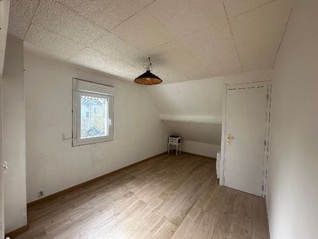 Location Appartement 4 pièces 75m² BOIS LE ROI 77590 - Photo 3