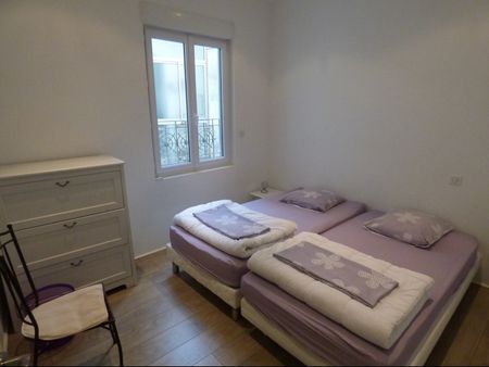 AVIGNON INTRA MUROS: Très belles prestations pour ce grand appartement climatisé - Photo 5