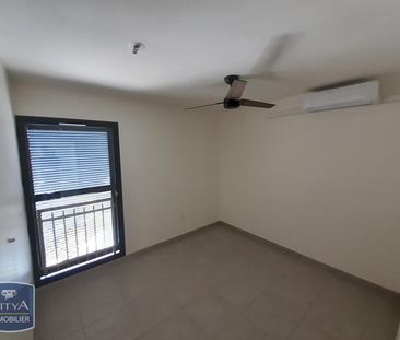 Location Appartement 4 pièces 85m² ST DENIS 97400 - Photo 5