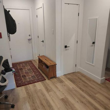 Spacious 4.5 Apartment in Côte-des-Neiges Lease Transfer - Photo 3