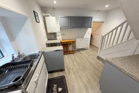 1 bedroom end of terrace house to rent - Photo 4