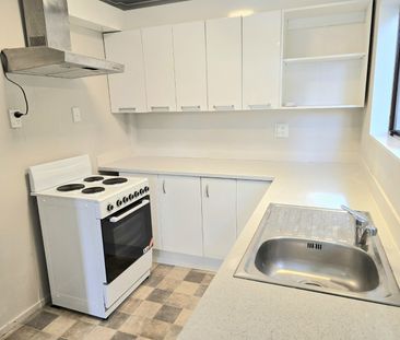 TWO BEDROOM TOWNHOUSE - Photo 4