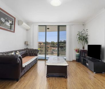 Convenient Living in Bankstown's Heart - Photo 2