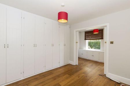 4 bedroom detached house to rent - Photo 4