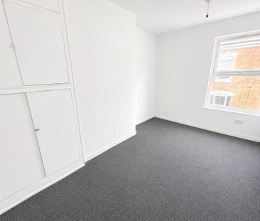 3 bedroom property to rent - Photo 3
