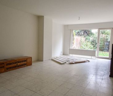 Eengezinswoning te huur in Assebroek voor € 1.150 met 2 slaapkamers - Photo 1