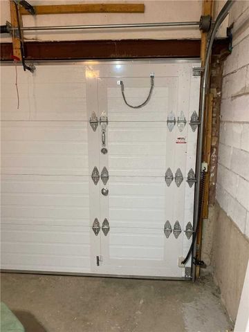 For Lease - 3350 Crimson King Circle, Mississauga, Ontario - Photo 3