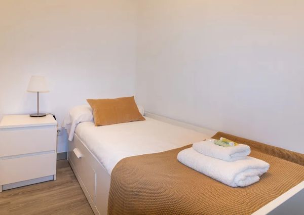 Carrer del Doctor Martí i Julià, L'Hospitalet de Llobregat, Catalonia 08903