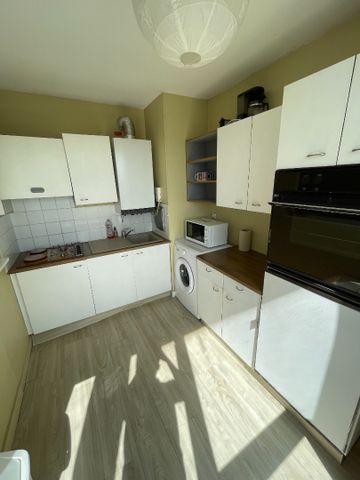 Location Appartement 2 pièces 46m² - Photo 4