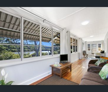 Waterviews - two bed house plus large enclosed verandah - Photo 1